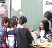 行幸小給食の様子