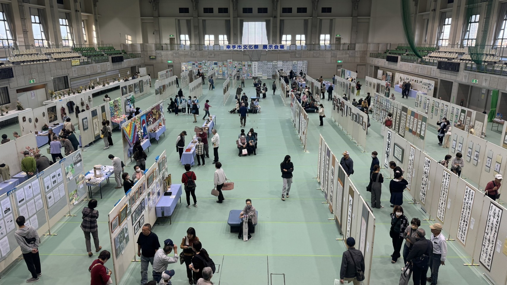令和5年度幸手市文化祭の展示部門の様子
