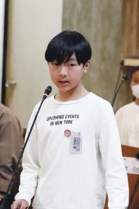 さくら小学校下津谷議員