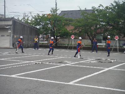 幸手市ポンプ操法大会の放水姿勢