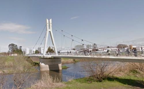 染めQさくら橋（外野橋）